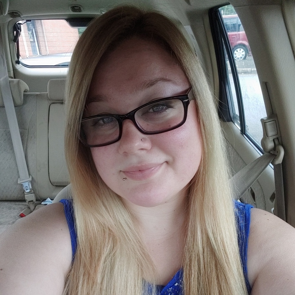 Meet your Posher, Kendra